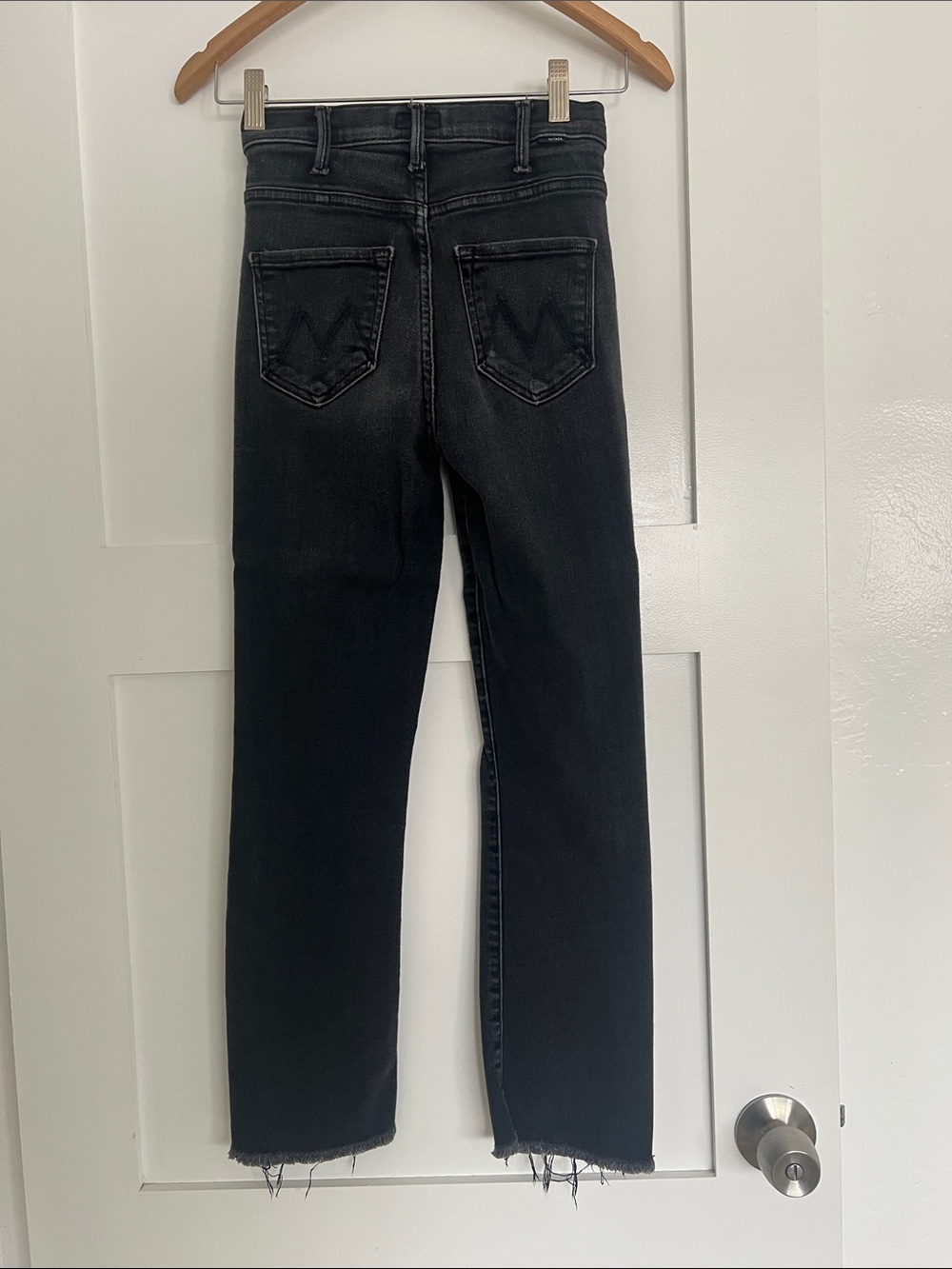 Mother denim “the hustler ankle fray” washed black